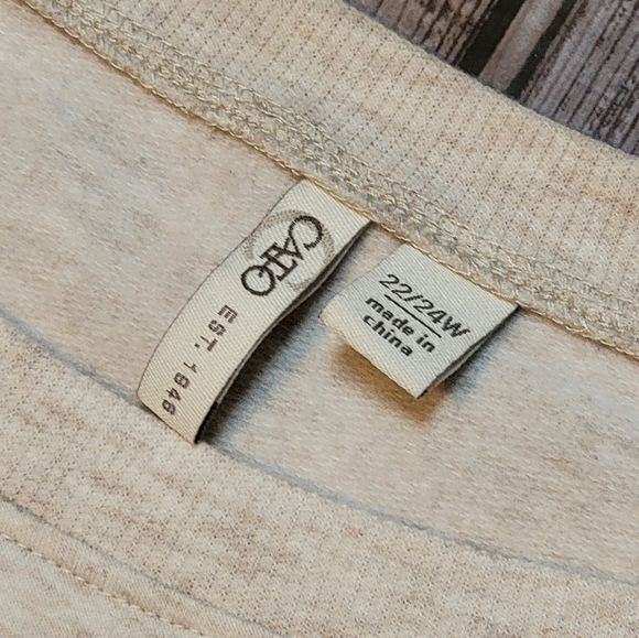 Cato Comfy & Cozy Beige Sweatshirt Size 22/24W - Picture 4 of 6